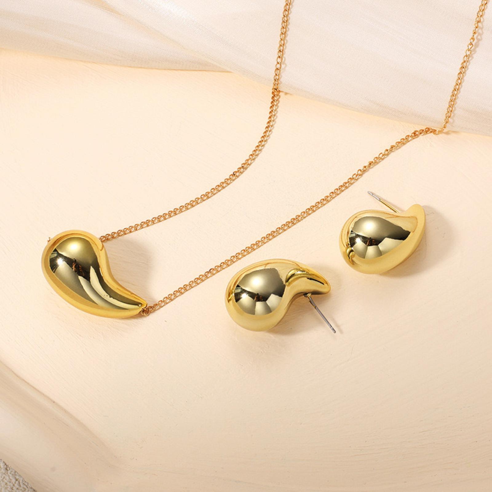 

Fashionable And Versatile Teardrop CCB Pendant Necklace Minimalist Teardrop Punk Polished Necklace One Size золотой
