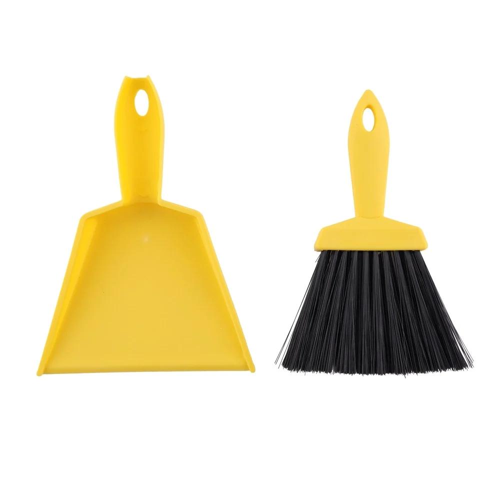Handheld Mini Broom and Dust Pan Camping Tent Cleanup Portable Cleaning Tool Lightweight Compact Design Outdoor Essentials