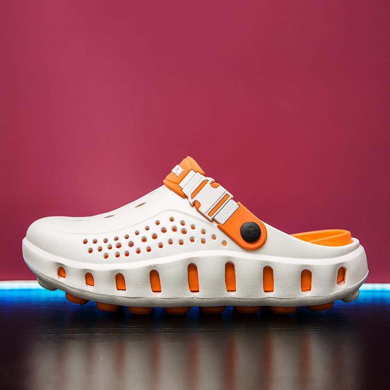 Fashion Clogs Women And Men Sandals Casual Shoes Unisex Slippers EVA Lightweight Sandals For Summer Beach Sandals