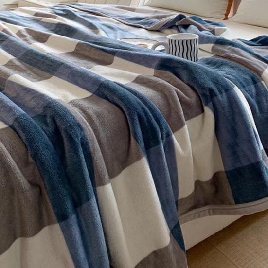 Nap Blanket, Lightweight Foldable Milk Velvet Warm Blanket, Soft Double-Sided Solid Color Warm Shawl Wrap, for Office And Travel