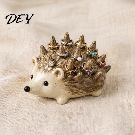 Niche Jewelry Accessory Hedgehog Ring Holder, Cute Resin Organizer for Rings, Waterproof Animal Birthday Presents Girlfriend Storage Vanity