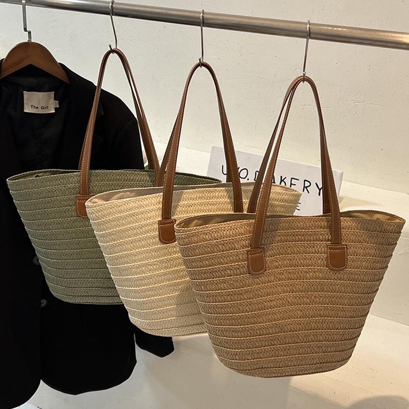 Summer New Internet Celebrity Explosive Fashion Trend Straw Woven Bag for Women, Large Capacity Versatile Single Shoulder Handbag