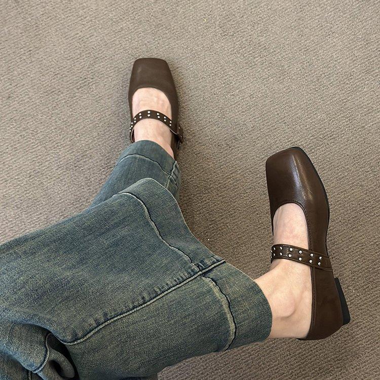 Sheepskin version~ retro one-word buckle rivet single shoes women's head leather shallow mouth flat bottom versatile commuter Mary Jane shoes