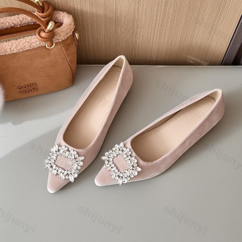Women's Shoes 2026 Spring New French Pointed Toe Suede Shallow Mouth Flat Shoes Diamond Decorated Elegant Banquet Casual Shoes