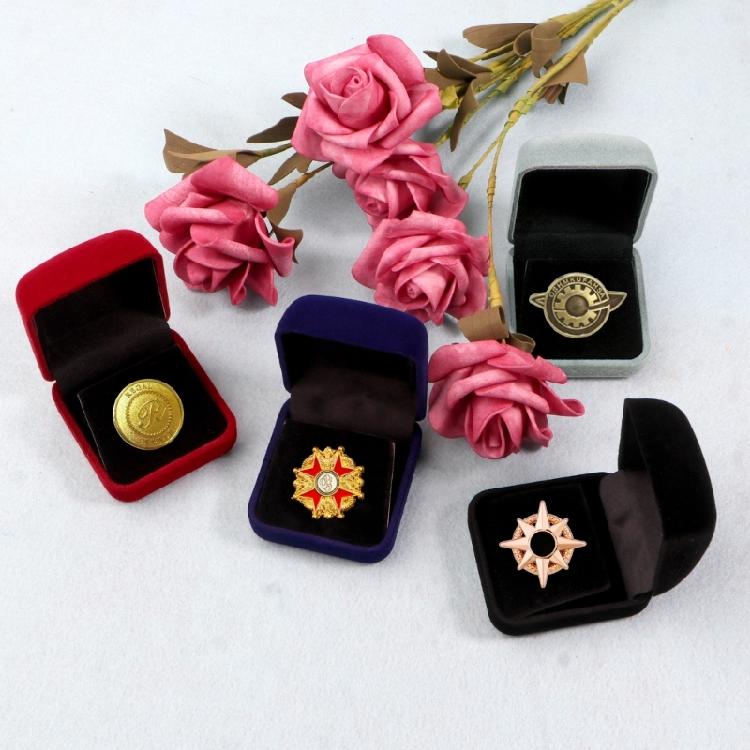 Military Coin Display Box Jewelry Case Gift Box for Coins Medals 2.04x2.2x1.25in