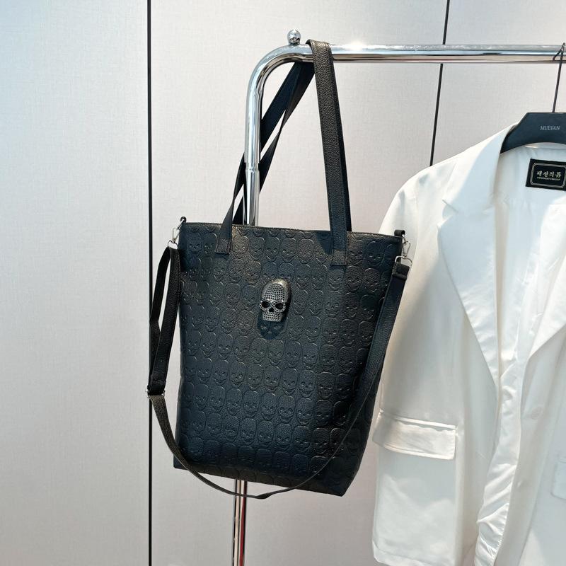 Handbag Large Capacity Niche Design Retro Solid Color One Shoulder Underarm Bag Commuter Personality Casual Tote Bag