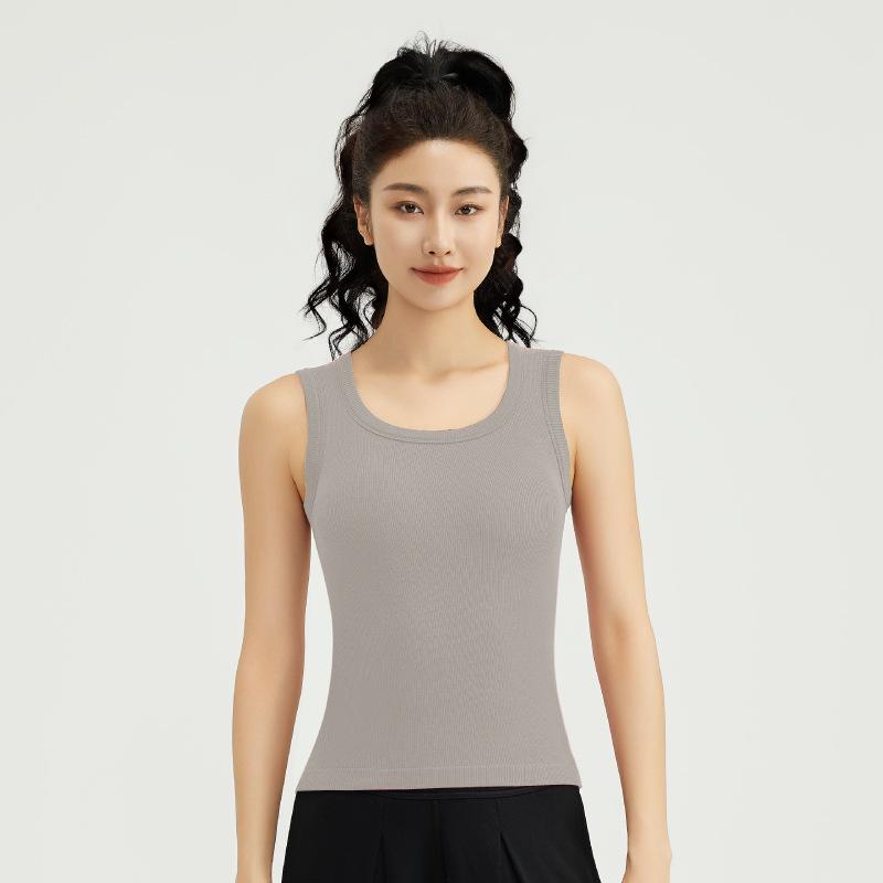 

2024 Women s Sleeveless Yoga Camisole Top with Chest Pads and Seamless Beautiful Back Bra. M/XL сірий колір