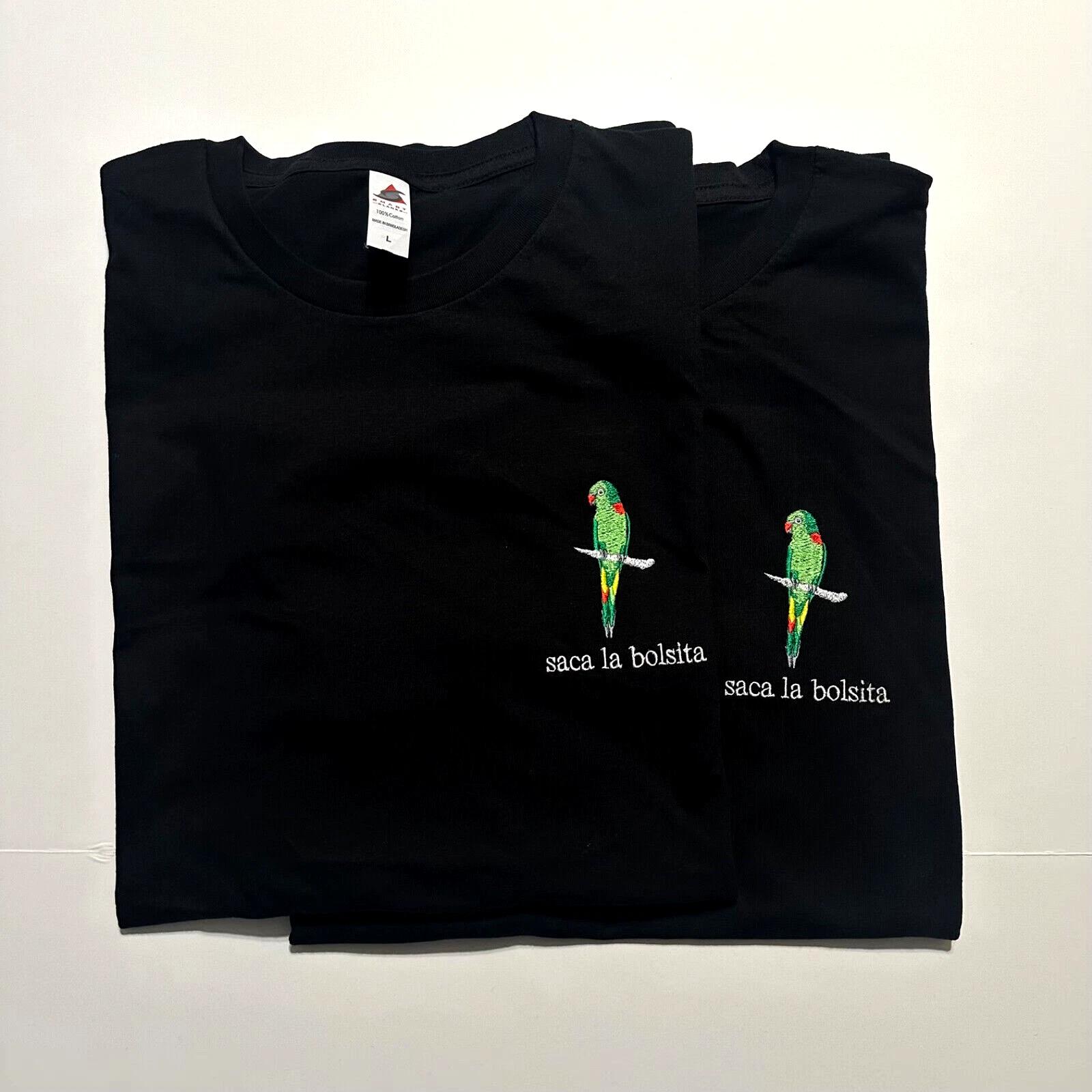 Perico Stitched Shirt parakeet Saca La Bolsita Embroidered T-Shirt S