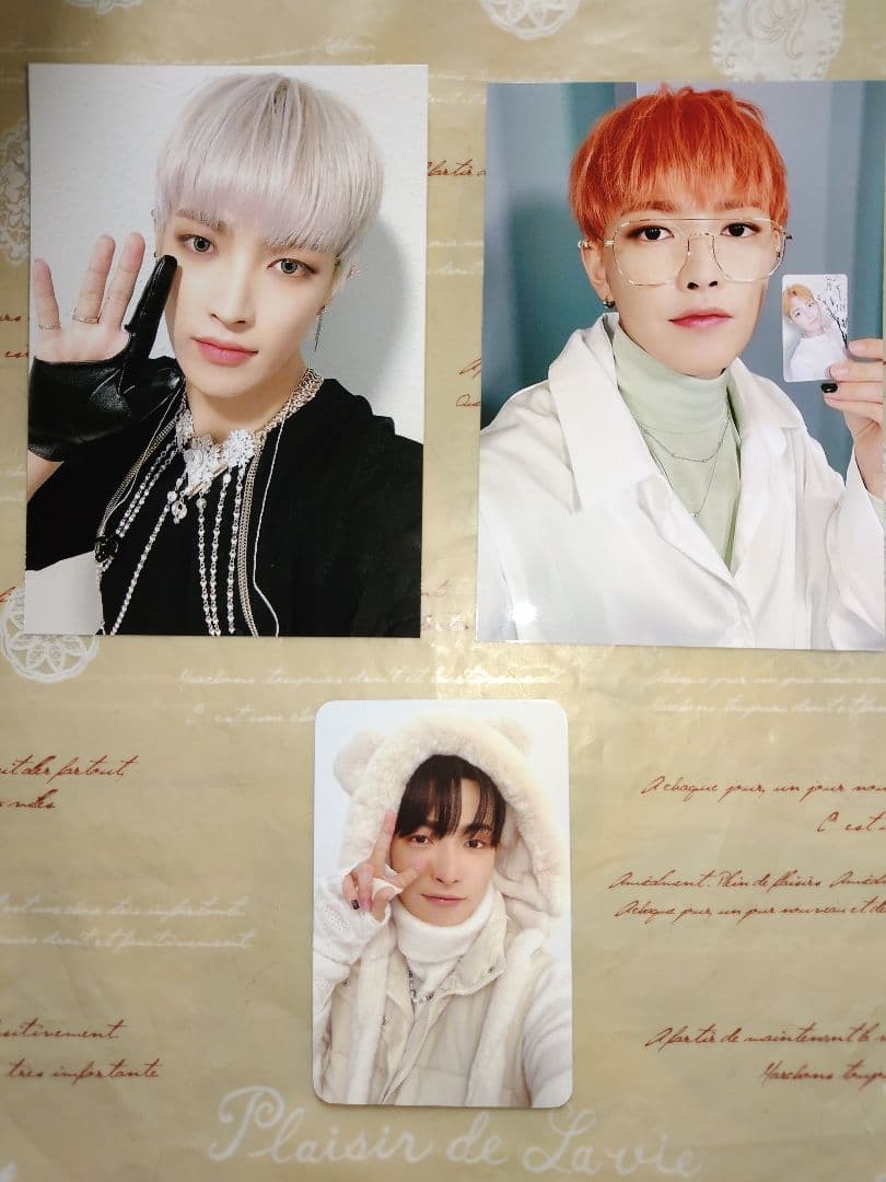 [USED] ateezsnowman factory trading card (Hong Jun) with bonus item included.
