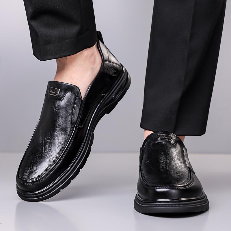 Fashion Luxury Brand Walking Shoes Classic Men Shoes for Wedding Slipons Casual Comfortable Male Flat Leather Men's Loafers Moccasins