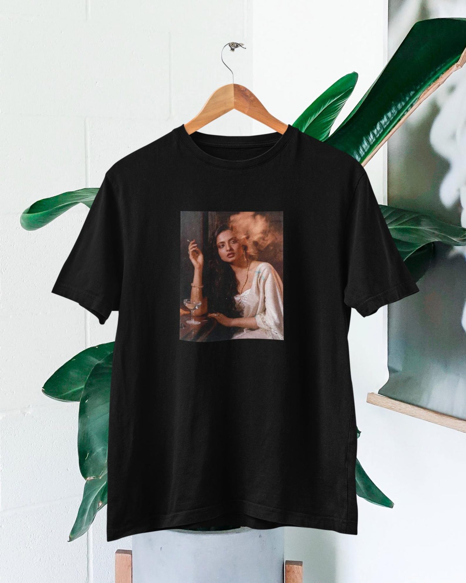 Rekha Vintage T-Shirt – Timeless Bollywood Icon Tee S