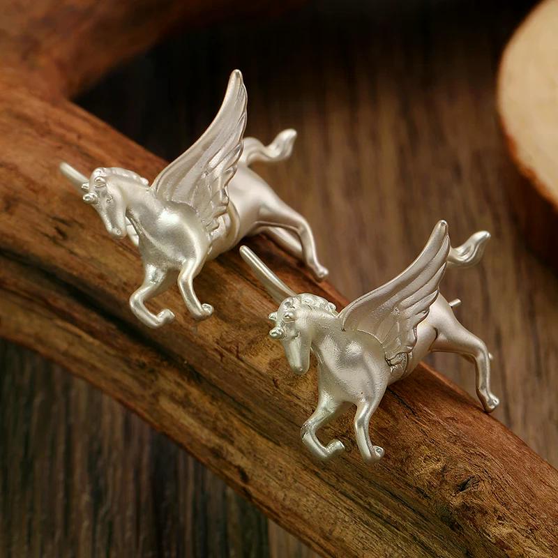 Personalized Zodiac Pegasus Earrings Trendy Women's Cute Pegasus Ear Studs Fashionable Jewelry Gifts