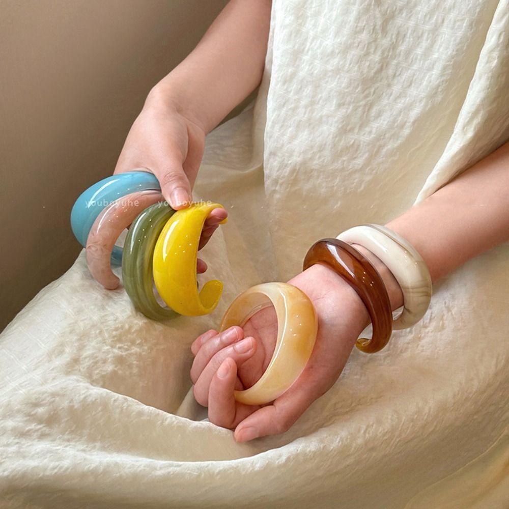 Europe American Style Resin Bangle Dopamine C Shape Cuff Bangles Exaggerated Bracelet  Girls