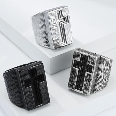 Bague Gothique Punk pour Homme Bague Chevalière Croix Surdimensionnée en Acier Inoxydable Bijou Déclaration Hip Hop Streetwear Bague Gothique Audacieuse pour Lui