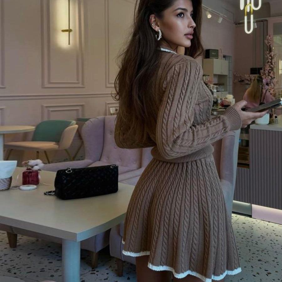 Completo da Donna in Maglia - Cardigan a Bottoni Manica Lunga + Minigonna a Ombrello (Primavera Autunno)