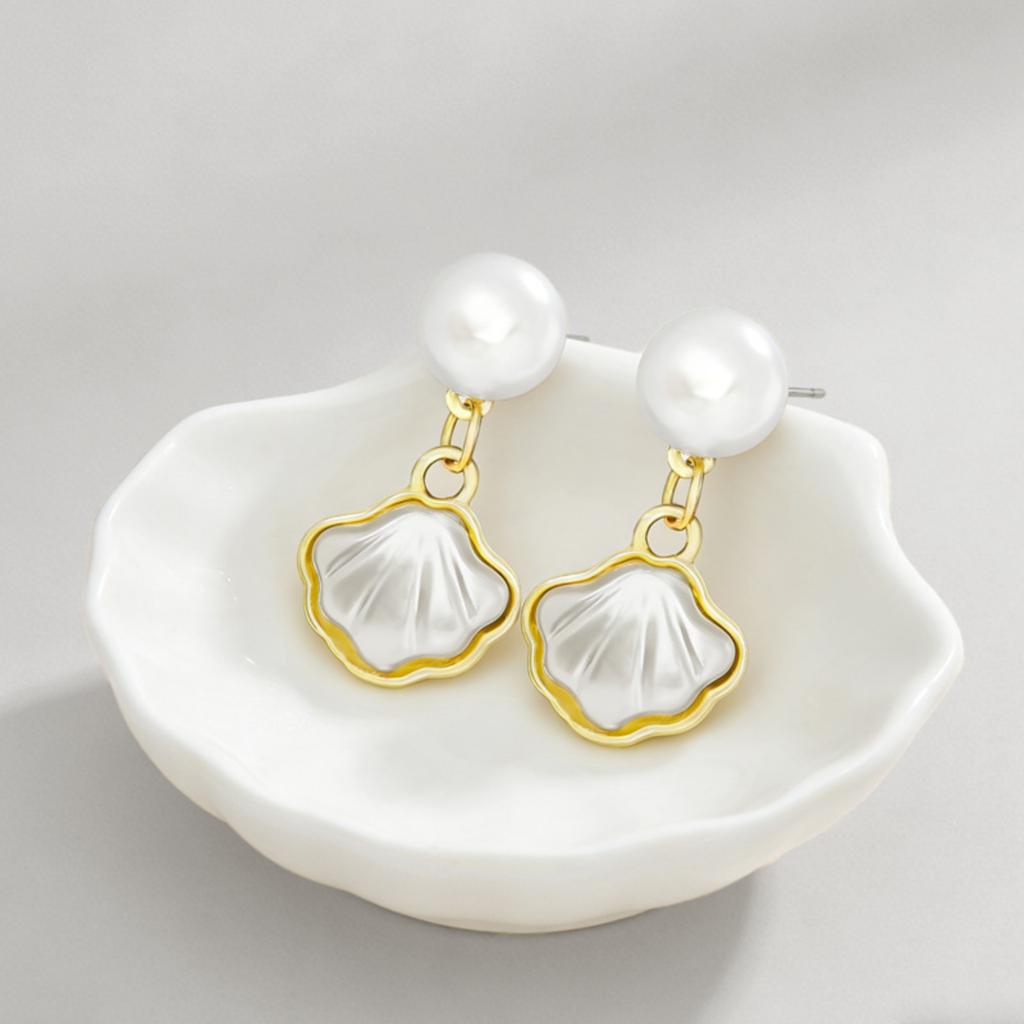 Shell Pearl Earrings for Women Unique Design Small Stud Earrings French Style Shell Pendant Dangle Earrings Lightweight