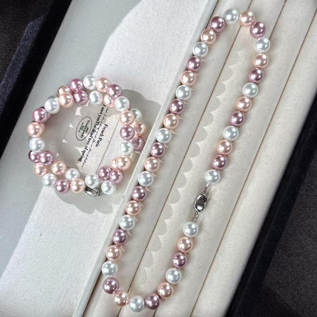 

Retro Strong Light Positive Round Bead Mixed Color Pearl Necklace Collarbone Chain Autumn And Winter New Models