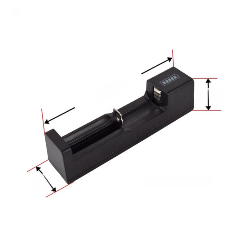 Univerzálna 3,7V USB nabíjačka batérií pre batérie do bateriek 16340, 14500, 18650, 26650