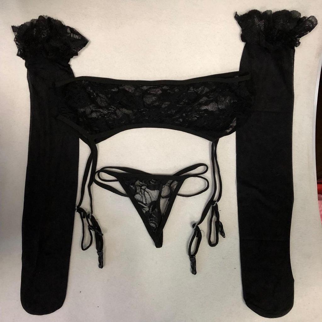 Women's Sexy Lace Garter Lingerie Set: Tempting Thong, Lightweight & Comfortable