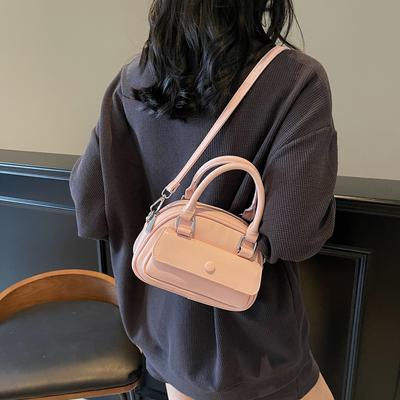 Premium Bowling Bag 2025 Summer New Fashion Trend Shoulder Messenger Bag Niche Design Portable Women's Bag