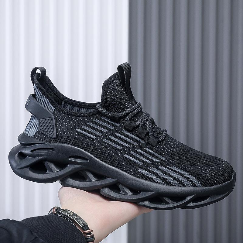 Large Size Men's Shoes Summer New Versatile Casual Breathable Fly-woven Sports Shoes Men's Shoe Size Youth Running Shoes