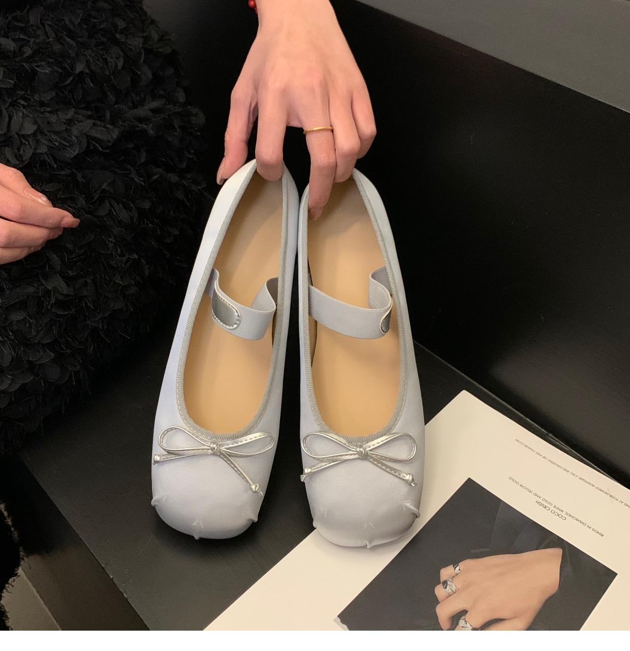 

Модная повседневная обувь, весенние туфли, прогулочные мокасины, женская обувь, неглубокие милые банты, удобные балетки, женские сандалии 2024 40 серебряный