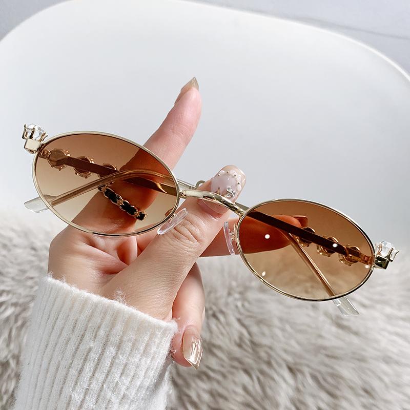 Protective Glasses Fashion Small Oval Sunglasses Shine Crystal Decoration Sun Glasses Uv400 Alloy Frame Design Glasses Shades