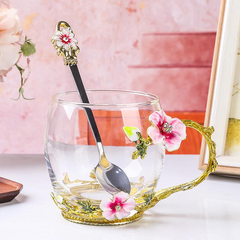 

Цветная эмаль, чашка для чая с цветком, бытовая стеклянная чашка для воды для послеобеденного чая, чашка из хрусталя в стиле легкой роскоши, термостойкая чашка 301-400ml