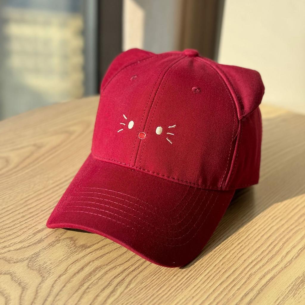 Cute cartoon kitten hard-brim baseball cap for women, sweet girl style, versatile, wide brim, makes the face look smaller, cartoon hat