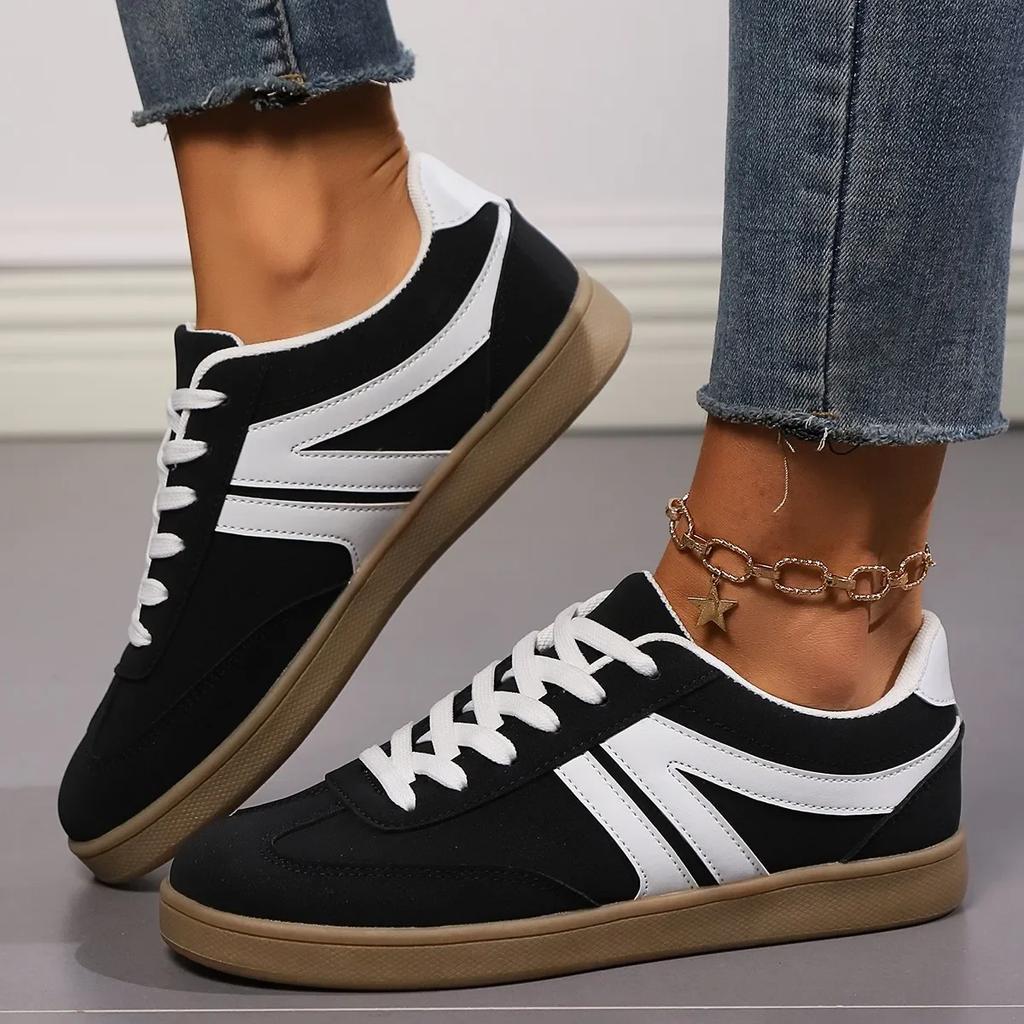 Women Sneakers 2024 Autumn New Luxury Flat Loafers Comfortable Lace-up Soft Female Sneakers Lightweight Outdoor Shoes for Women