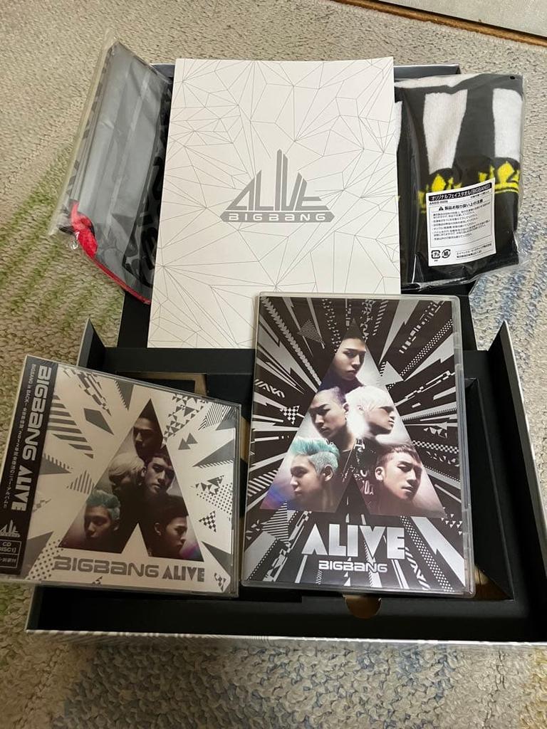[USED] BIGBANG Alive COMPLETE BOX Lawson/HMV Limited Edition