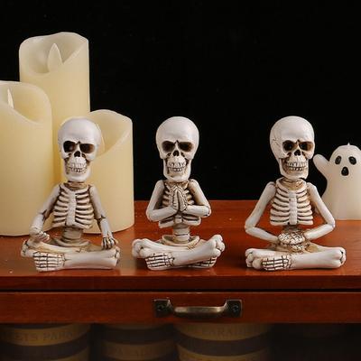 Sedící kostra Ozdoba na stůl Domácí dekorace Malá lebka Pryskyřice Socha Řemesla Dárek Halloween Ozdoby
