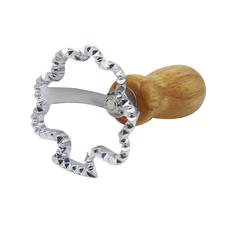 Zinc Alloy Biscuit and Dumpling Edge Embossing Cutter with Wooden Handle