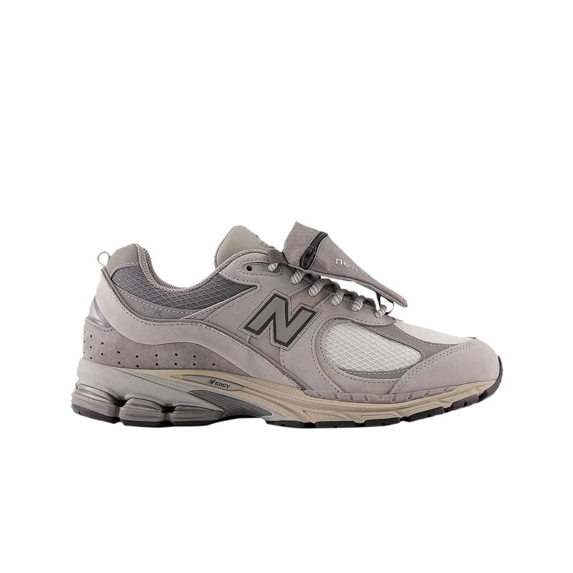 

Мужские кроссовки New Balance 2002R Team Away Grey M2002RVC