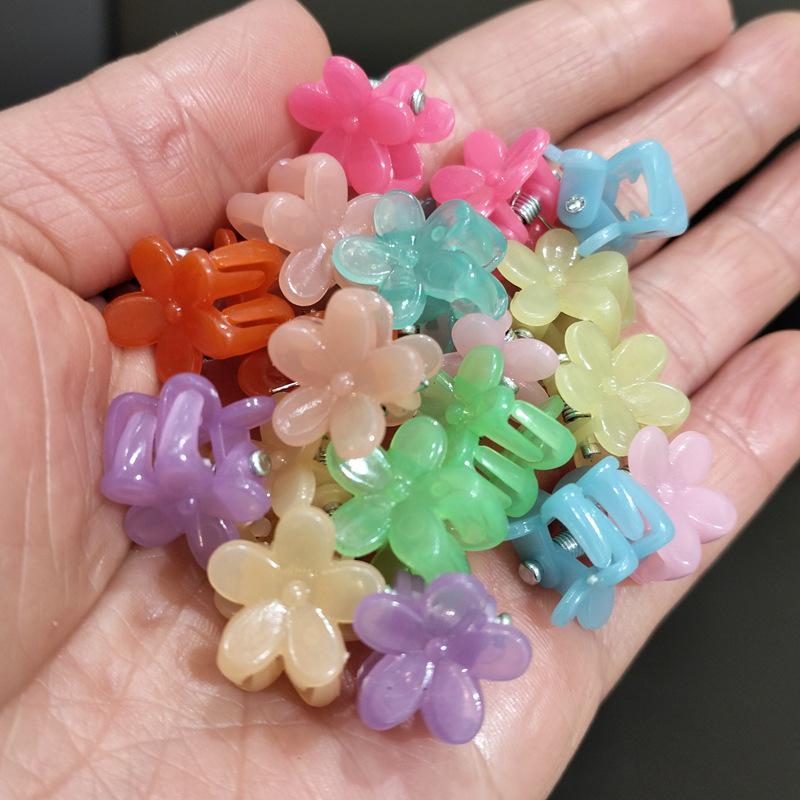 Set Mini Mollette per Bambini: Clip Margherita, Coniglio, Stella, Fiore di Prugno
