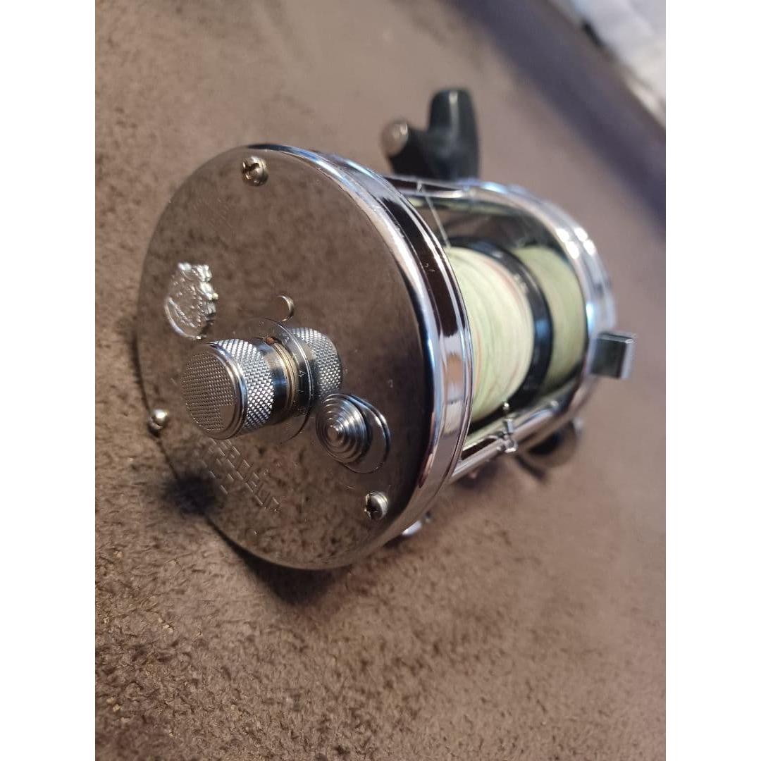 Used Ambassadeur 7500C bait reel body