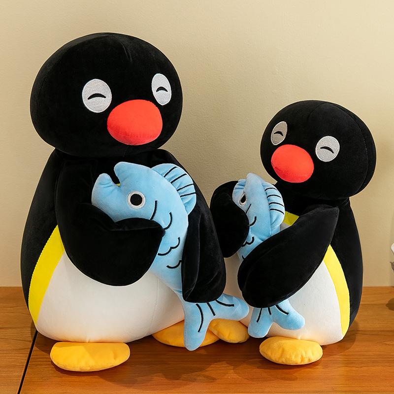 Neuestes Binggu Pinguin mit Fisch Plüschspielzeug - Niedlicher Schlafbegleiter Komfortpuppe Kissen Zimmer Sofa Dekoration Kissen Festival Geschenke