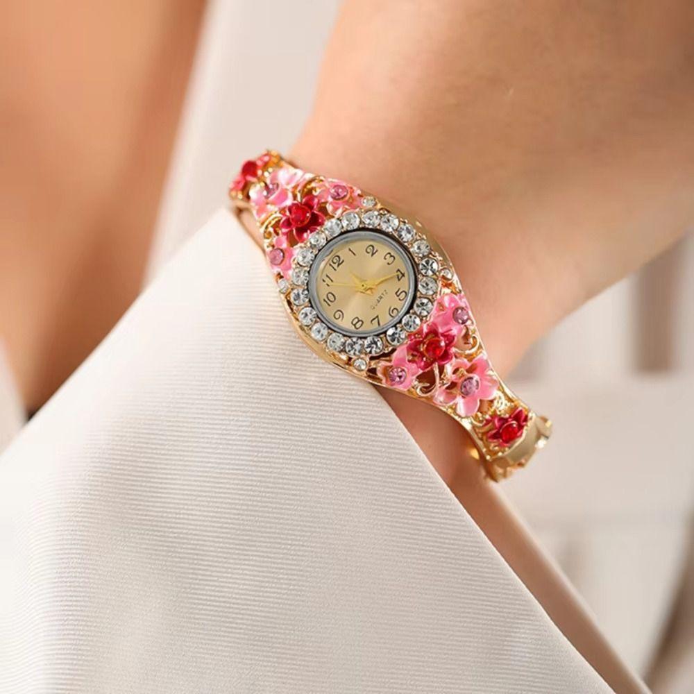 Round Dial Ladies Wristwatch Rhinestone Bracelet Quartz Watch Flower Butterfly Watch Court Style