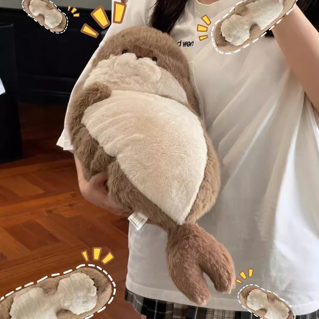 Jucărie de pluș cu focă drăguță Păpușă drăguță care doarme pe pat Pernă de desene animate păpușă vidră de mare pentru băiat și fată Cadou de aniversare