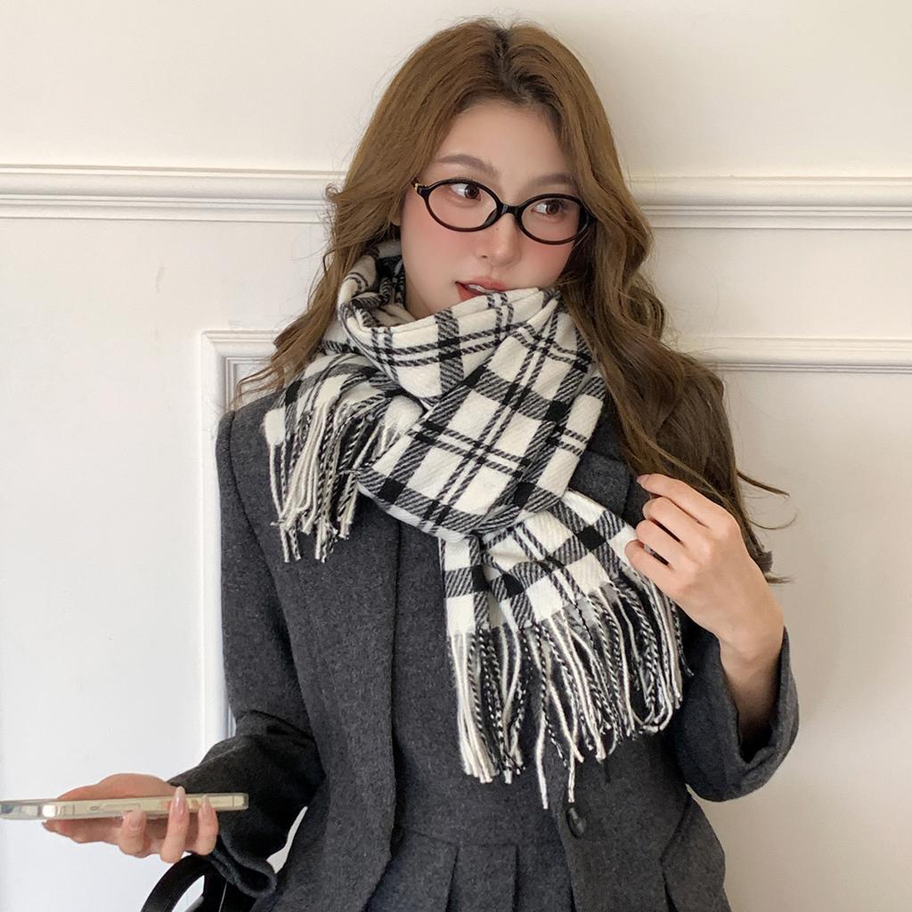 Classic Plaid Scarf Winter New Korean Retro Shawl Japanese Students Imitation Cashmere Warm Thickened Scarf