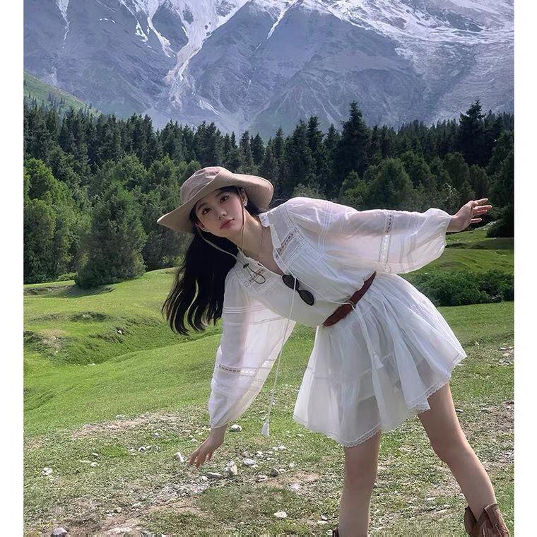Lace Hollow Waist Doll Princess Dress Long Sleeve White Dress Female Design Sense Niche Vacation Fairy Skirt