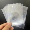 50ks 65x90mm Holografické chrániče karet Laserové fóliové obaly Pro TCG herní karty Sběratelské úložiště