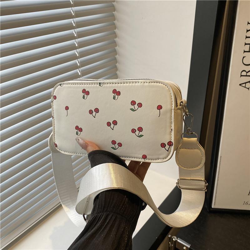 

Casual and beautiful printing new fresh literary and fashionable niche sweet shoulder messenger bag box bag білий