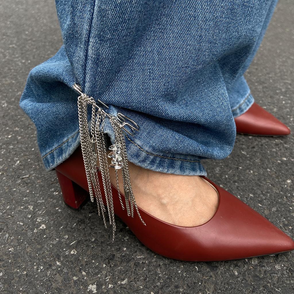 New Exaggerated Metal Chain Pendant Crystal Rivets Tassel Brooches for Women Man Charm Trousers Shortened Pins Rock Jewelry Gift