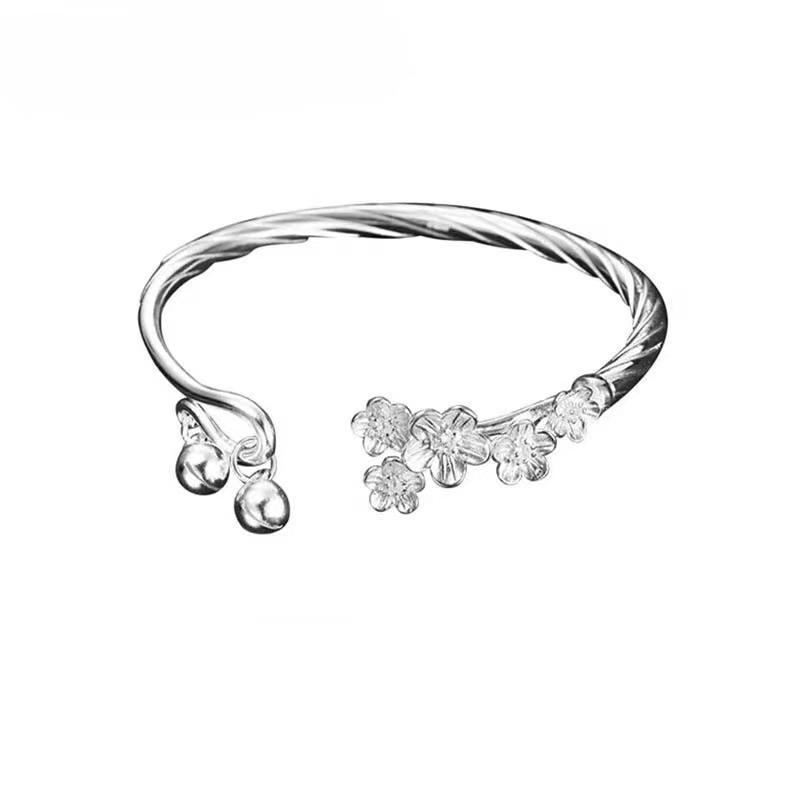 Luxus Pflaumenblüten Glockenarmband – Elegantes Frühlings-/Sommerdesign, Perfektes Geschenk für Freundin
