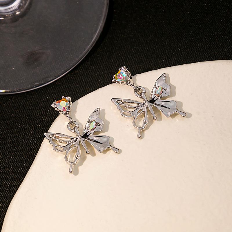 Kolczyki Super Immortal Dream Hollow Butterfly Nieregularne metalowe spersonalizowane kolczyki