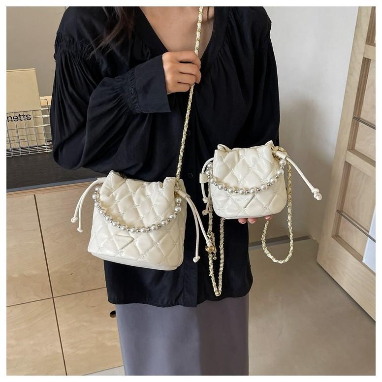 IELGY Summer Diamond Embroidered Bucket Bag All-Match Chain Crossbody Bag