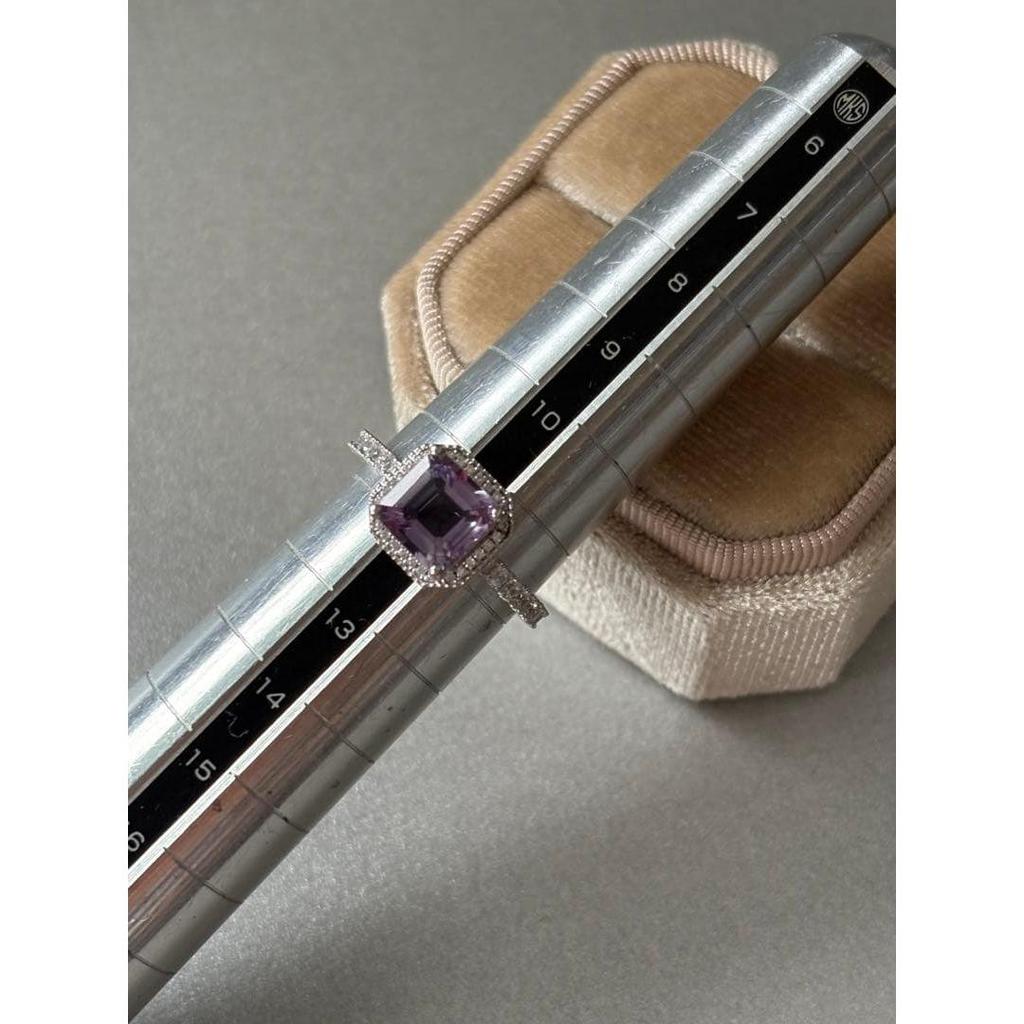 Used No. 12 amethyst ring asscher cut