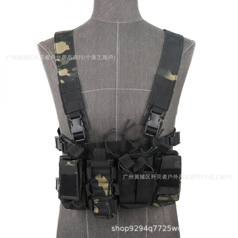 Factory Direct Sales Outdoor Vest Men's Multi-pocket Chest Hanging Belly Pocket D3 Military Fan CS Clothing