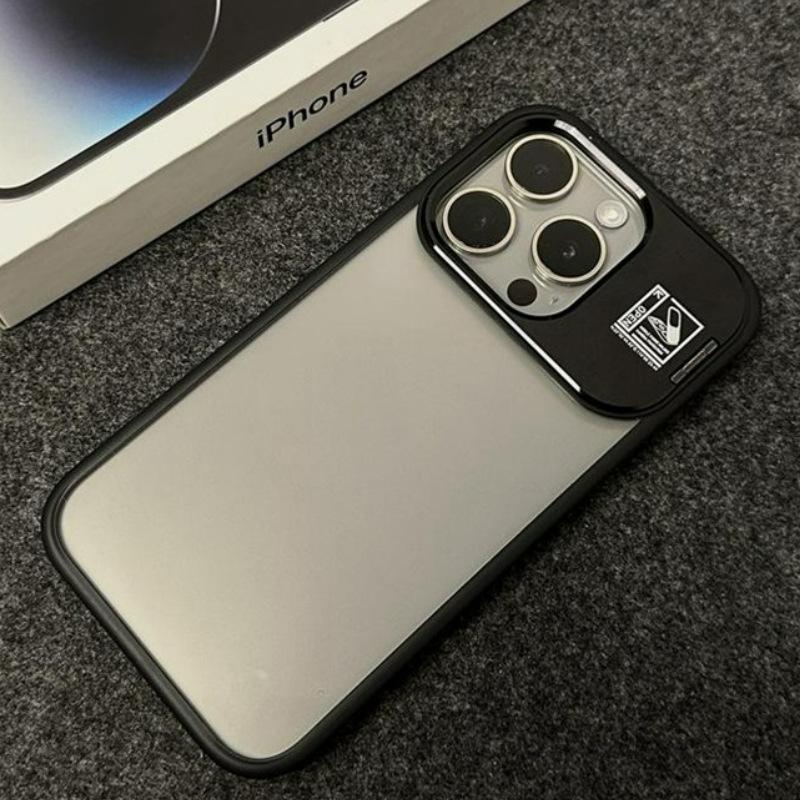 

Magnetic suction is suitable for Apple 17 mobile phone case, metal lens holder, iphone15ProMax high-transparency anti-drop protective case. iphone 17PROMAX